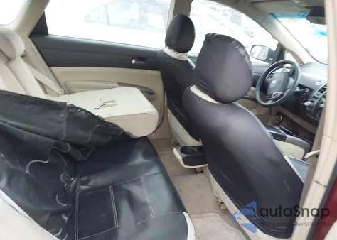 2005 Toyota Prius z USA, uszkodzony, nr VIN JTDKB20U653118481